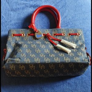 NWT Dooney & Bourke tassel tote